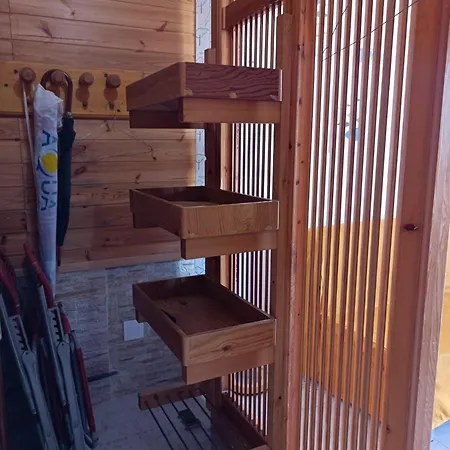 アパート Egina ガリポリ